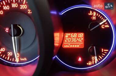 Позашляховик / Кросовер Mazda CX-7 2010 в 