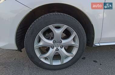 Внедорожник / Кроссовер Mazda CX-7 2011 в 