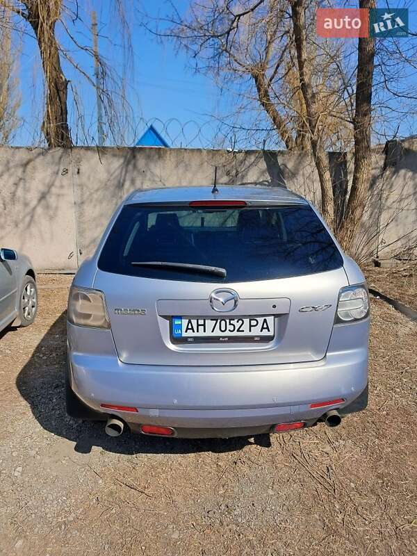 Позашляховик / Кросовер Mazda CX-7 2009 в 