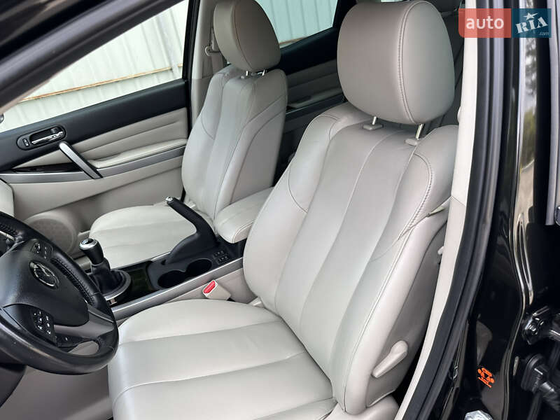 Внедорожник / Кроссовер Mazda CX-7 2011 в Луцке