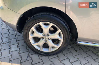 Позашляховик / Кросовер Mazda CX-7 2011 в 
