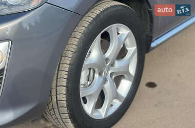 Внедорожник / Кроссовер Mazda CX-7 2009 в 