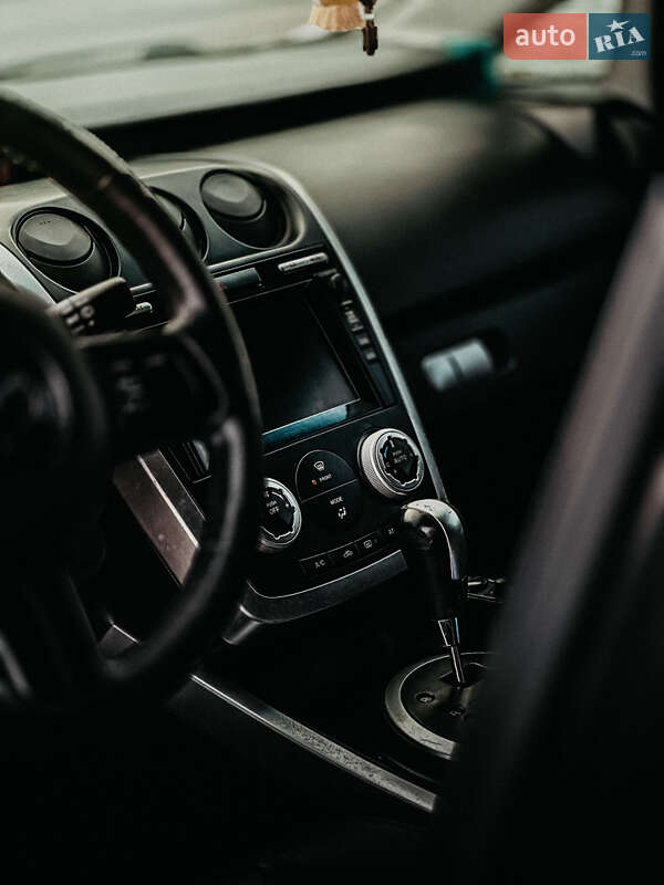 Позашляховик / Кросовер Mazda CX-7 2007 в Дубні