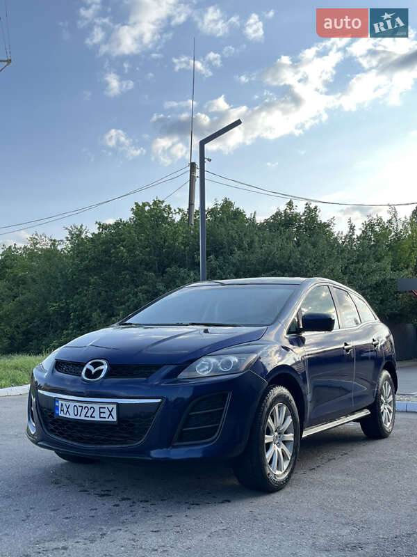 Позашляховик / Кросовер Mazda CX-7 2010 в 