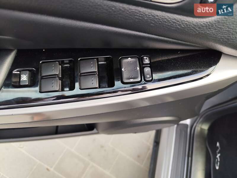 Позашляховик / Кросовер Mazda CX-7 2010 в Луцьку