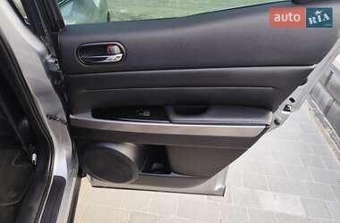 Позашляховик / Кросовер Mazda CX-7 2010 в 
