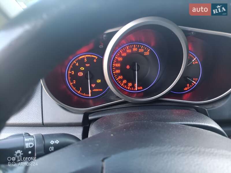 Позашляховик / Кросовер Mazda CX-7 2010 в Чернігові