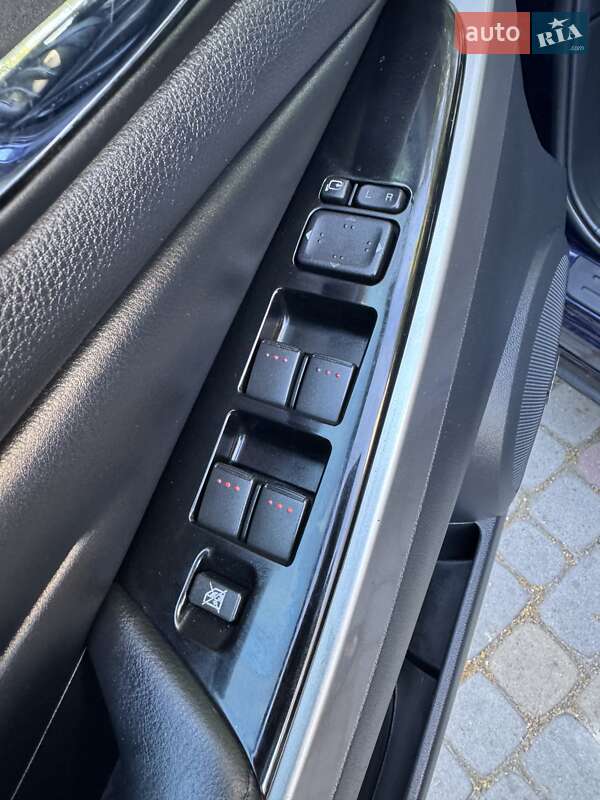 Внедорожник / Кроссовер Mazda CX-7 2010 в Луцке