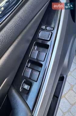 Внедорожник / Кроссовер Mazda CX-7 2010 в 