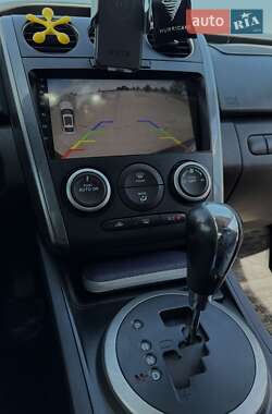 Позашляховик / Кросовер Mazda CX-7 2011 в 