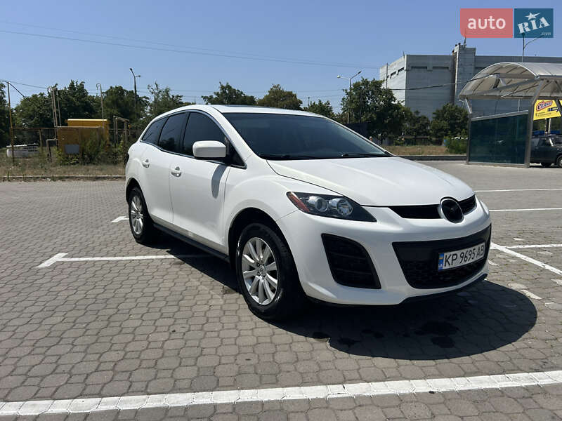 Позашляховик / Кросовер Mazda CX-7 2011 в 
