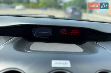 Позашляховик / Кросовер Mazda CX-7 2010 в 