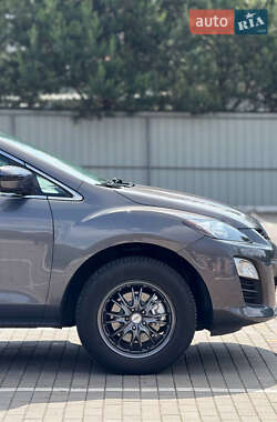 Позашляховик / Кросовер Mazda CX-7 2010 в 
