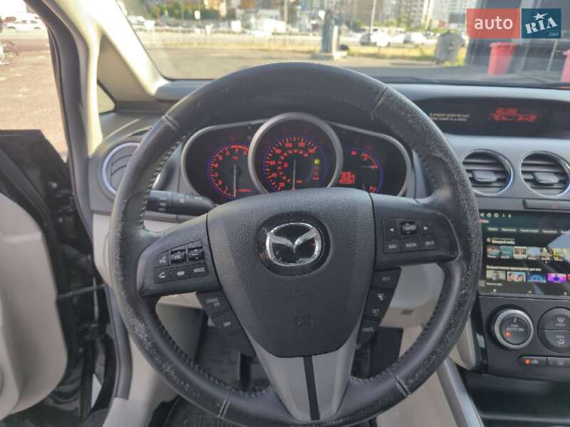 Позашляховик / Кросовер Mazda CX-7 2010 в Києві