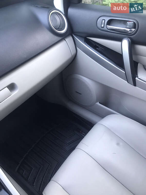 Позашляховик / Кросовер Mazda CX-7 2010 в Черкасах