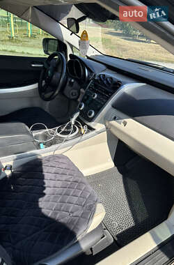 Внедорожник / Кроссовер Mazda CX-7 2009 в 