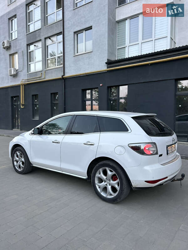 Позашляховик / Кросовер Mazda CX-7 2010 в Івано-Франківську