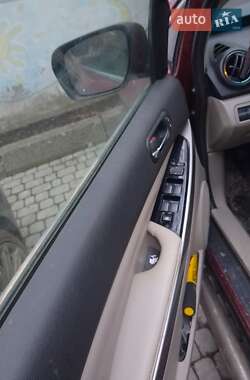 Позашляховик / Кросовер Mazda CX-7 2011 в 