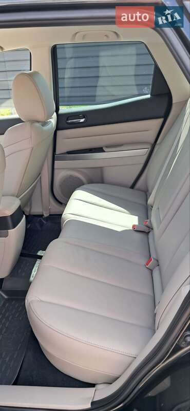 Позашляховик / Кросовер Mazda CX-7 2012 в Нововолинську