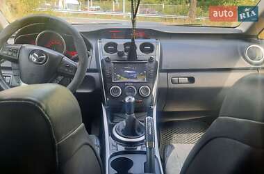 Позашляховик / Кросовер Mazda CX-7 2011 в 
