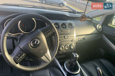 Позашляховик / Кросовер Mazda CX-7 2011 в 