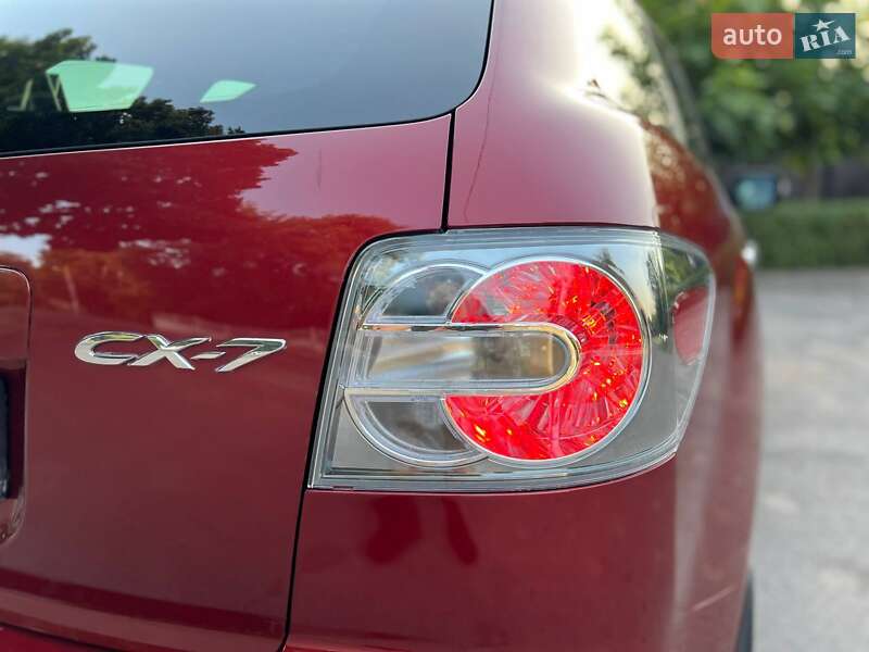 Позашляховик / Кросовер Mazda CX-7 2008 в Дніпрі