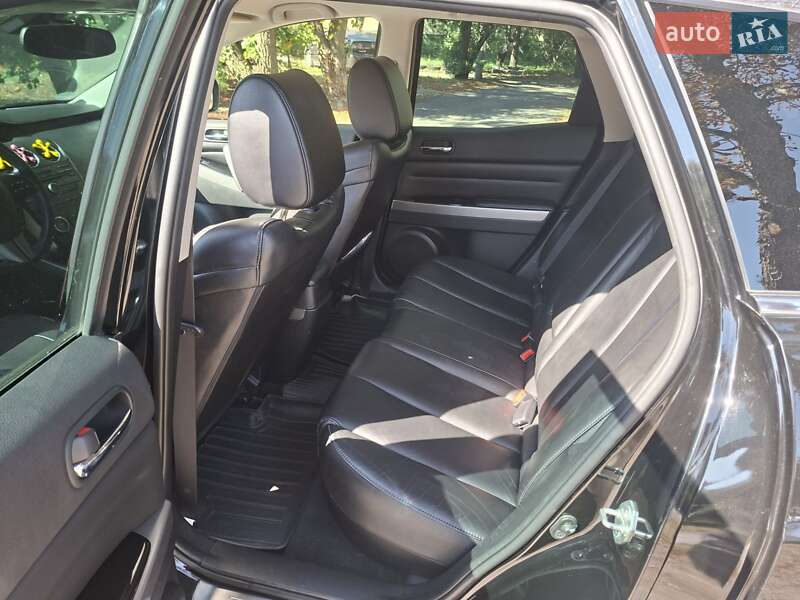 Позашляховик / Кросовер Mazda CX-7 2011 в Черкасах