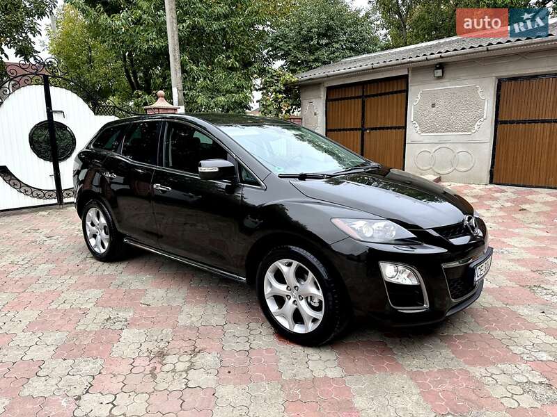 Позашляховик / Кросовер Mazda CX-7 2010 в Чернівцях