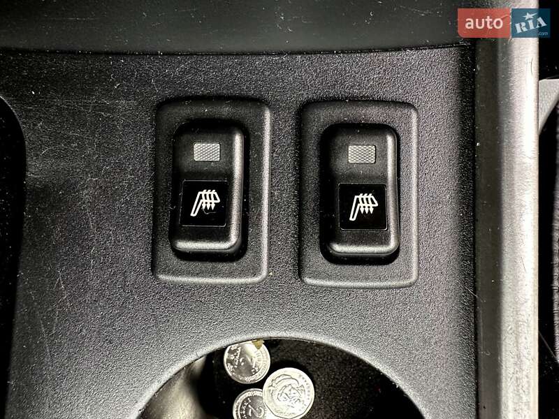 Позашляховик / Кросовер Mazda CX-7 2010 в Чернівцях