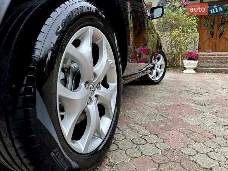 Позашляховик / Кросовер Mazda CX-7 2010 в Чернівцях