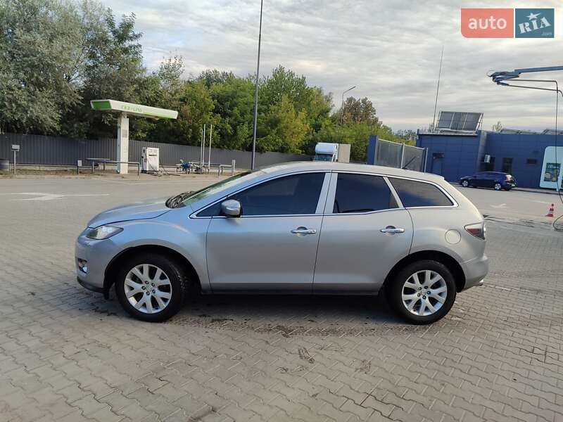 Позашляховик / Кросовер Mazda CX-7 2007 в 