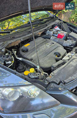 Позашляховик / Кросовер Mazda CX-7 2011 в 