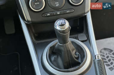 Позашляховик / Кросовер Mazda CX-7 2010 в 