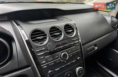 Позашляховик / Кросовер Mazda CX-7 2011 в 