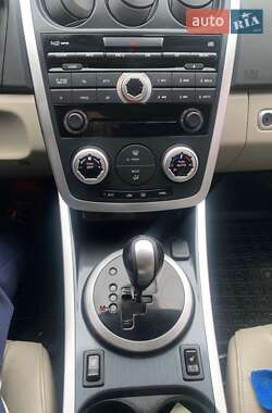 Позашляховик / Кросовер Mazda CX-7 2007 в 