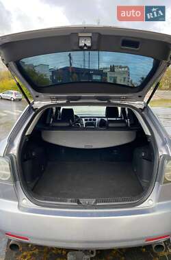 Позашляховик / Кросовер Mazda CX-7 2007 в 