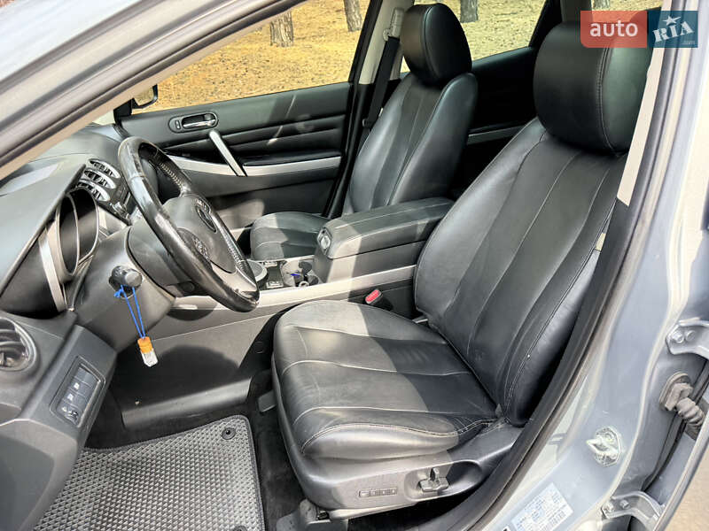 Позашляховик / Кросовер Mazda CX-7 2011 в Харкові