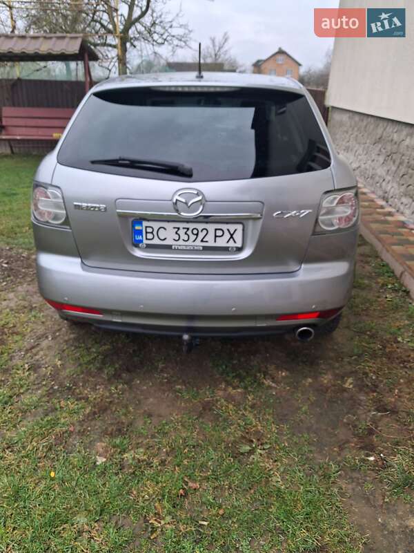 Позашляховик / Кросовер Mazda CX-7 2010 в Миколаєві
