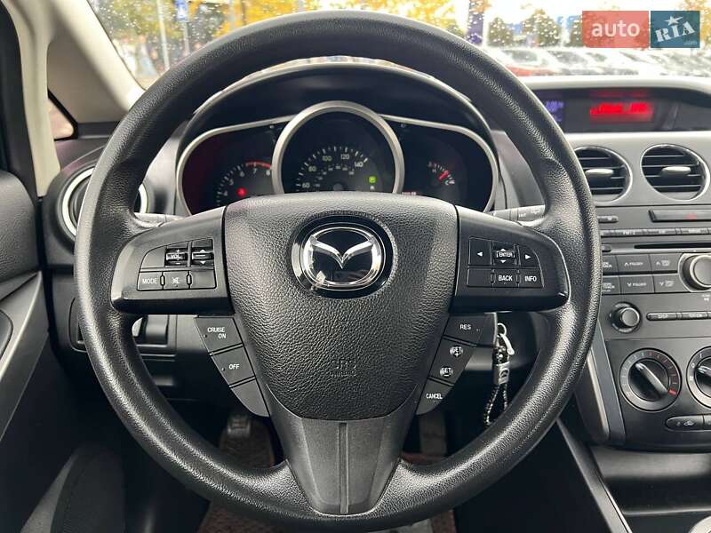 Позашляховик / Кросовер Mazda CX-7 2010 в Києві