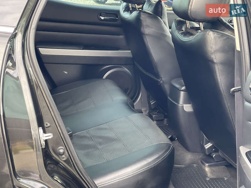 Позашляховик / Кросовер Mazda CX-7 2010 в Чернівцях