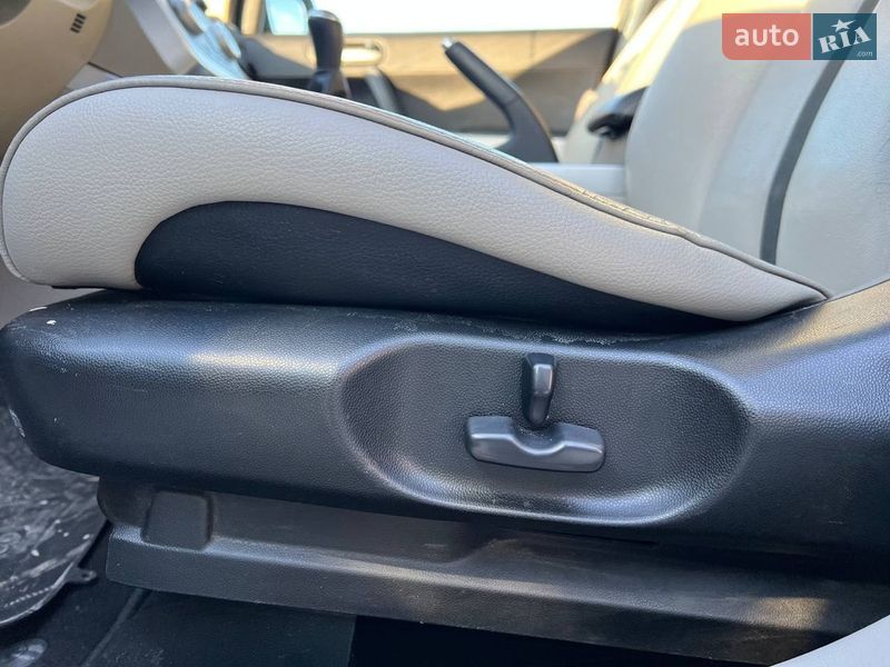 Внедорожник / Кроссовер Mazda CX-7 2007 в Львове