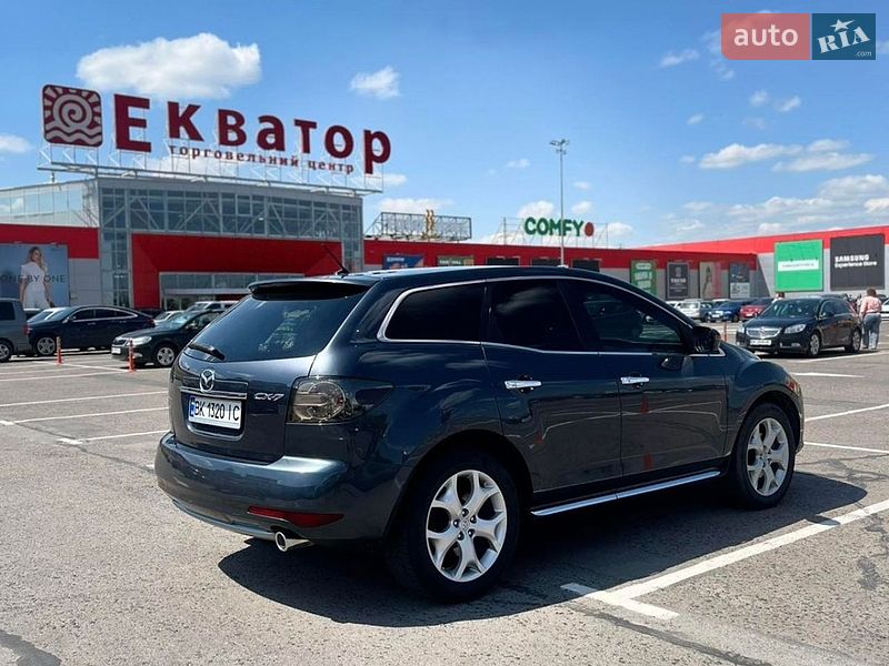 Позашляховик / Кросовер Mazda CX-7 2010 в Рівному