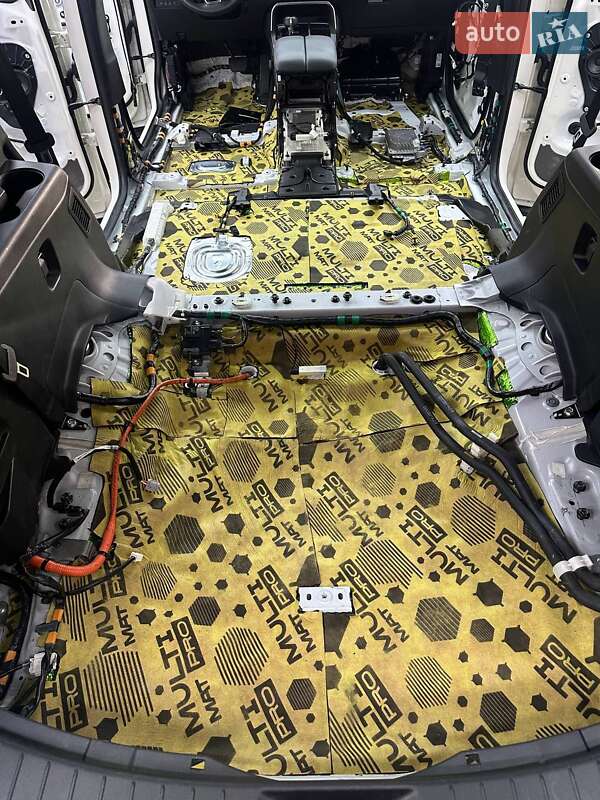 Внедорожник / Кроссовер Mazda CX-90 2023 в Киеве фото 17 Внедорожник / Кроссовер Mazda CX-90 2023 в Киеве