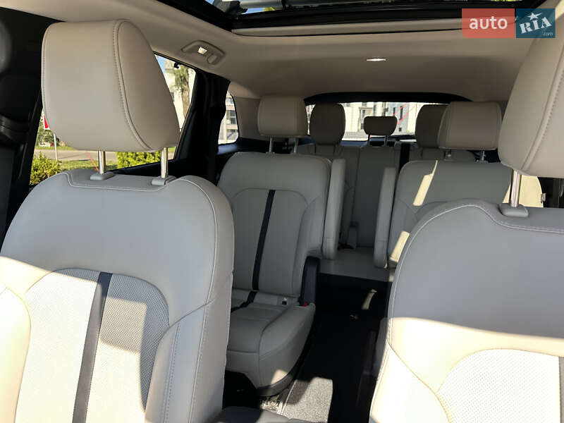 Внедорожник / Кроссовер Mazda CX-90 2024 в Киеве