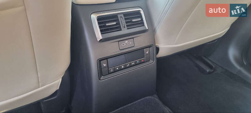 Внедорожник / Кроссовер Mazda CX-90 2024 в Киеве