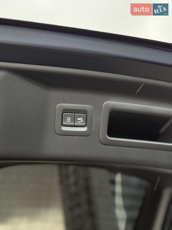 Позашляховик / Кросовер Mazda CX-90 2024 в Києві фото 54 Позашляховик / Кросовер Mazda CX-90 2024 в Києві