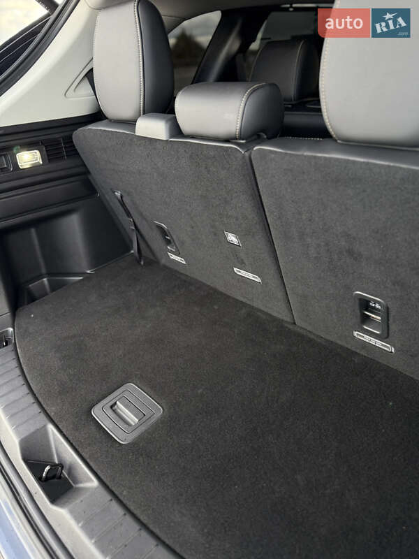 Позашляховик / Кросовер Mazda CX-90 2024 в Києві фото 52 Позашляховик / Кросовер Mazda CX-90 2024 в Києві