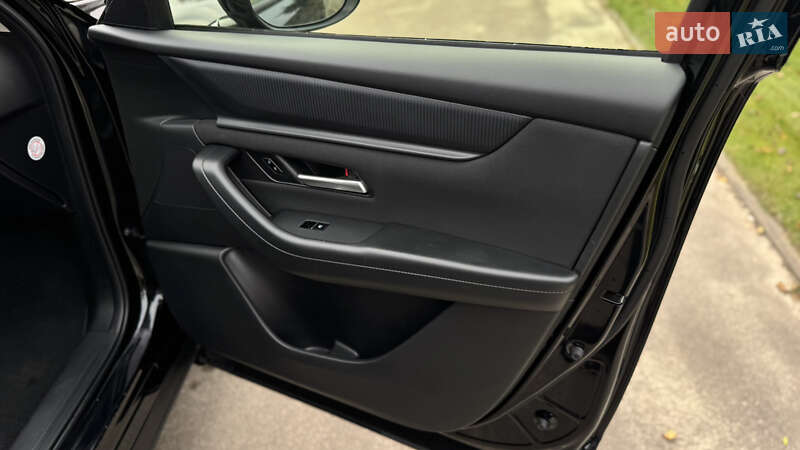 Внедорожник / Кроссовер Mazda CX-90 2023 в Киеве фото 45 Внедорожник / Кроссовер Mazda CX-90 2023 в Киеве