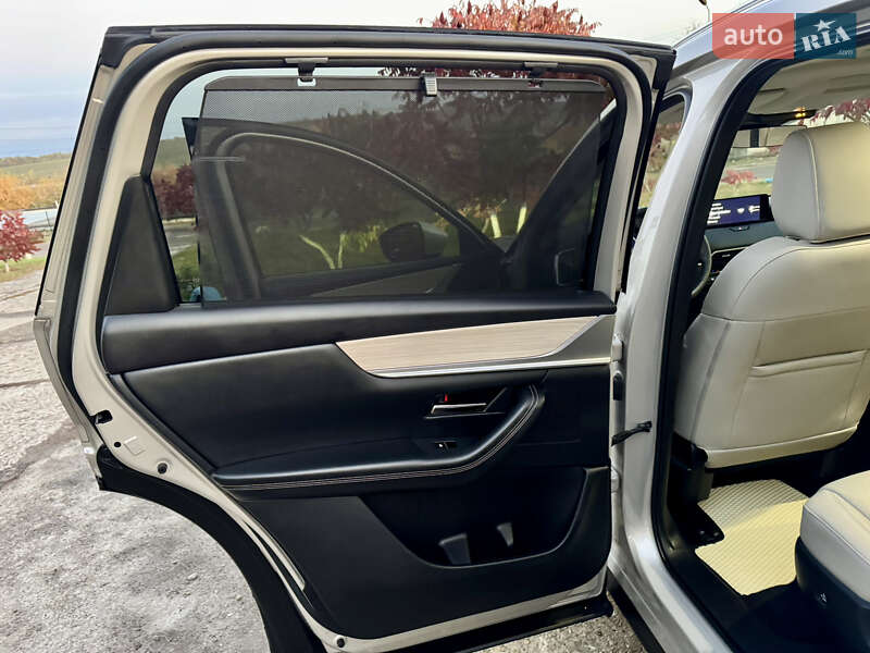 Позашляховик / Кросовер Mazda CX-90 2023 в Харкові