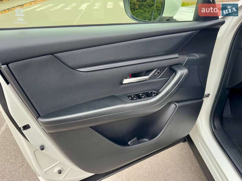 Позашляховик / Кросовер Mazda CX-90 2024 в Києві фото 33 Позашляховик / Кросовер Mazda CX-90 2024 в Києві